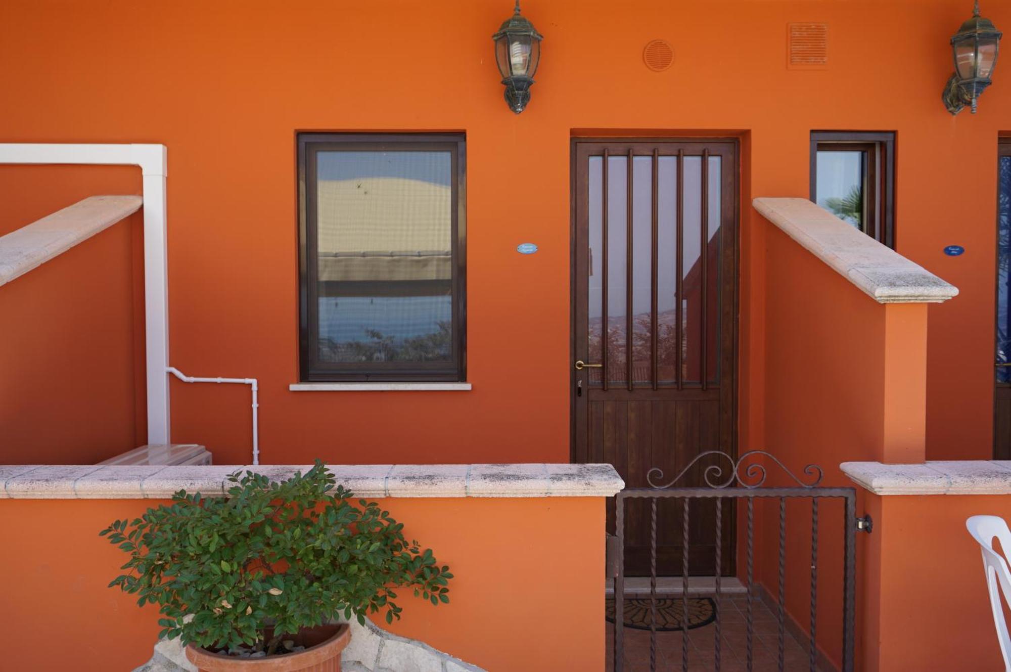 Bed and Breakfast La Terrazza Motta Атрі Екстер'єр фото