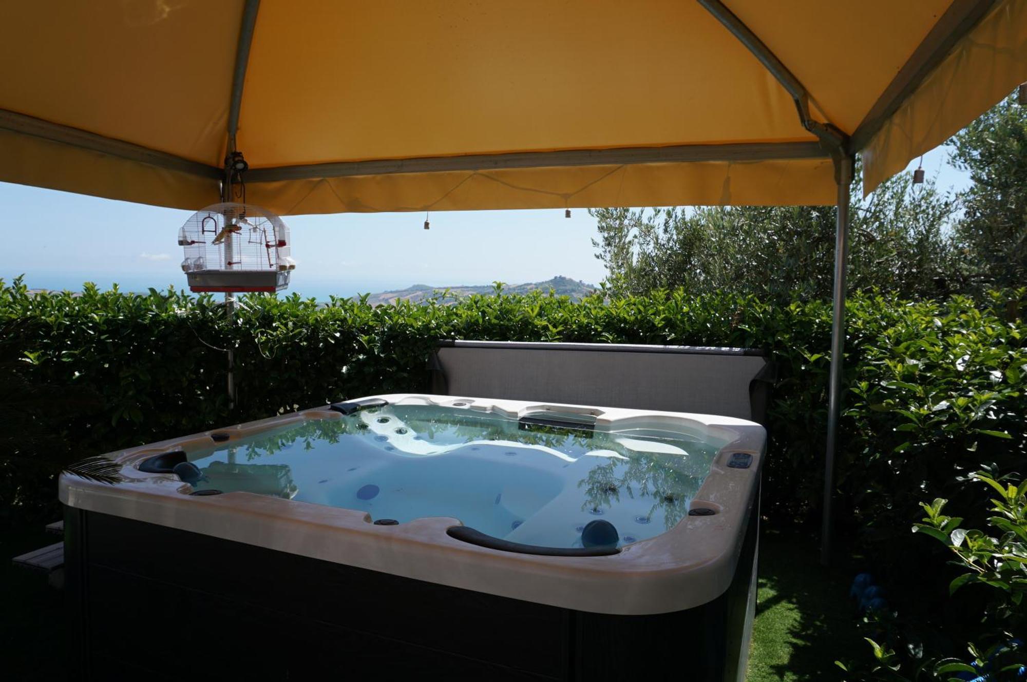 Bed and Breakfast La Terrazza Motta Атрі Екстер'єр фото